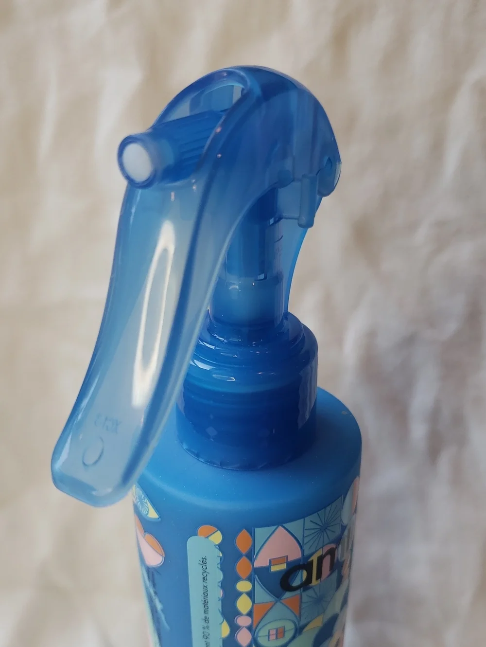 amika Hydro Rush Intense Moisture Leave-In Hair Conditioner Hyaluronic Acid